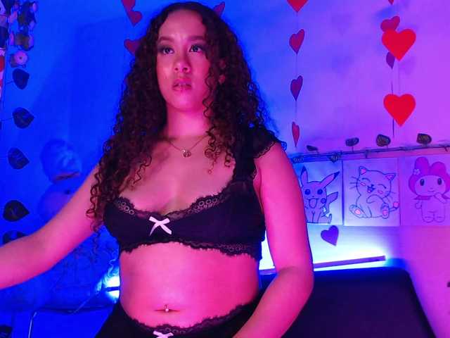 Live sex webcam photo for EverlyMoore #288066602