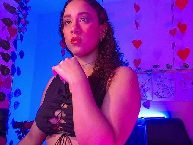 Live sex webcam photo for EverlyMoore #288066618