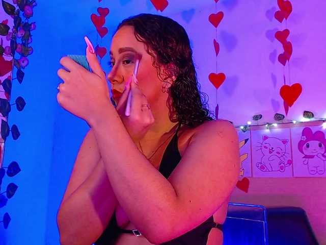 Live sex webcam photo for EverlyMoore #288066625