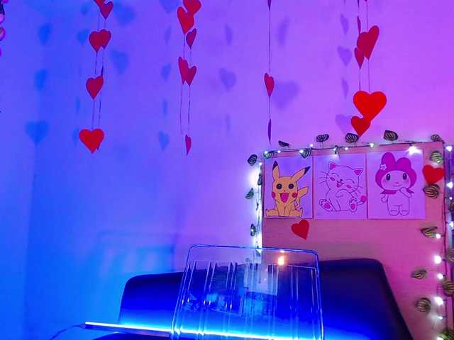 Live sex webcam photo for EverlyMoore #288066626