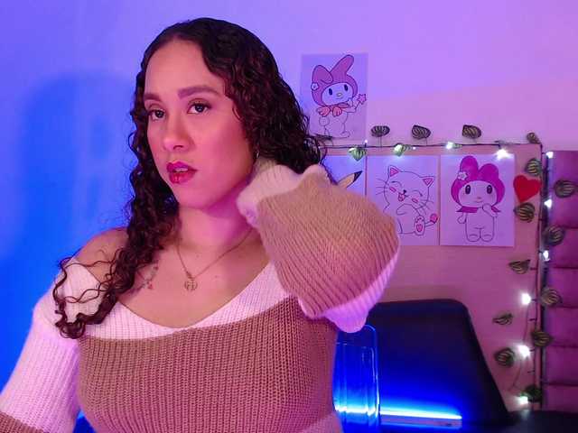 Live sex webcam photo for EverlyMoore #288066640