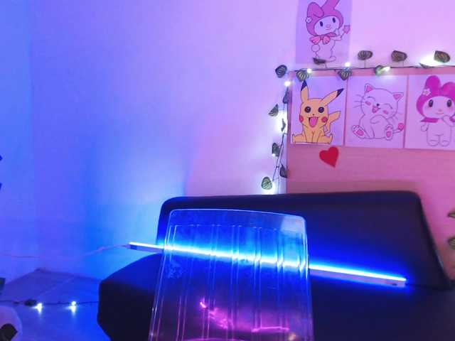 Live sex webcam photo for EverlyMoore #288066655