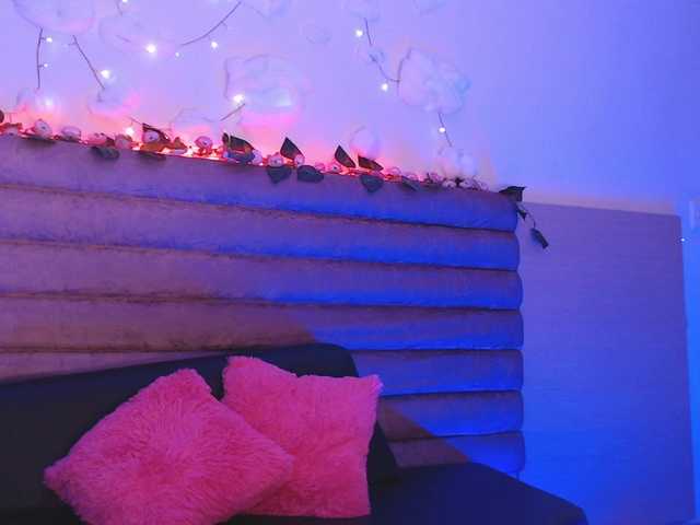 Live sex webcam photo for EverlyMoore #288066705