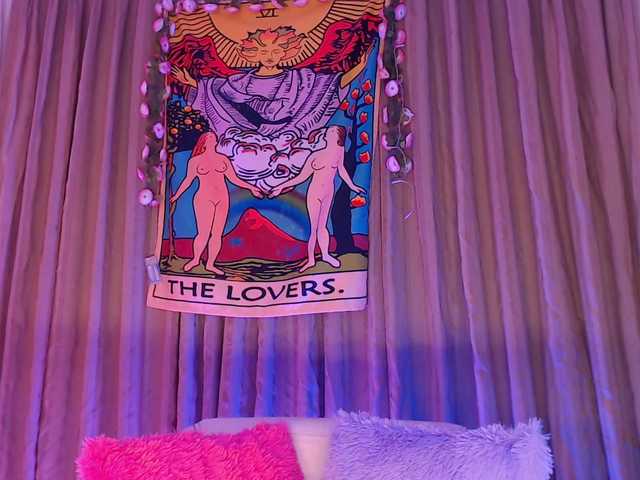 Live sex webcam photo for EverlyMoore #288066769