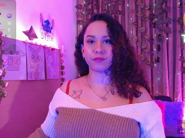 Live sex webcam photo for EverlyMoore #288364724