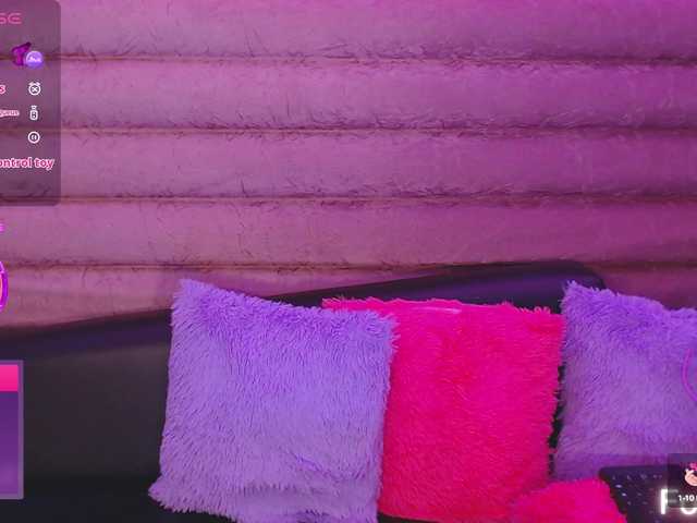 Live sex webcam photo for EverlyMoore #290004939