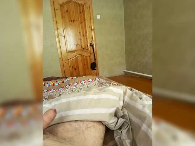 Live sex webcam photo for Evgeniy30real #291912543