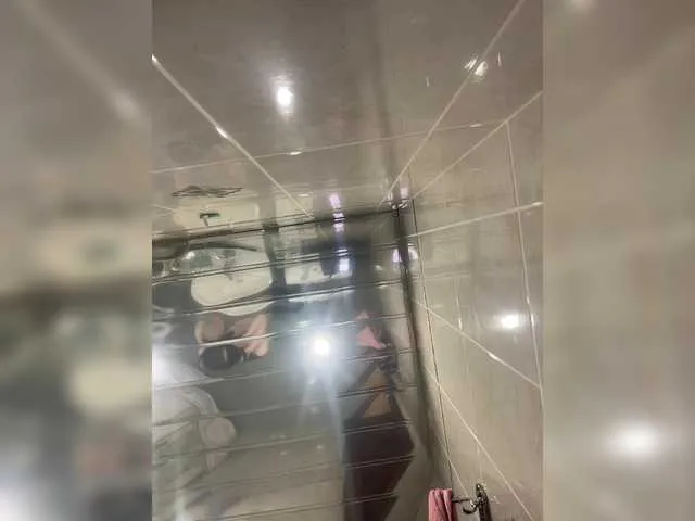 Live sex webcam photo for EvgeniyQWE55a #290647596