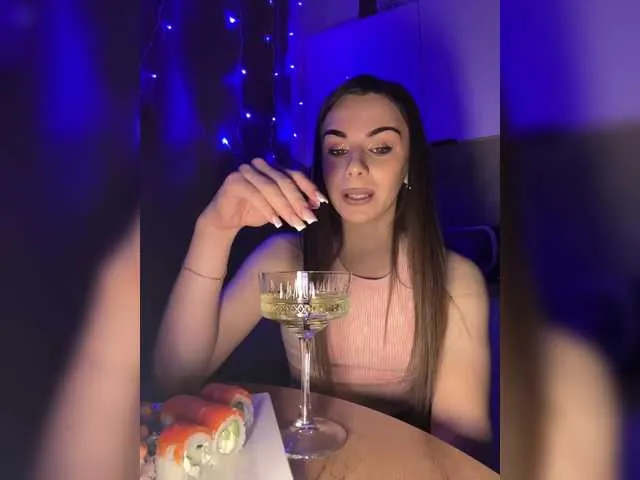 Live sex webcam photo for EvgeniyQWE55a #292540757