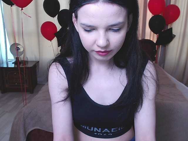 Live sex webcam photo for EviBoom #272660931