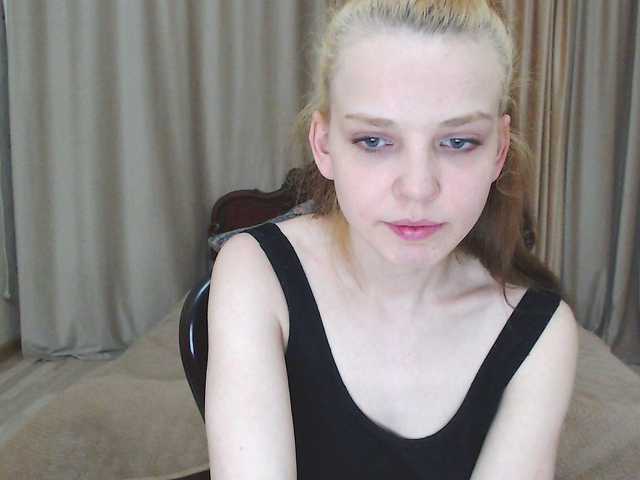 Live sex webcam photo for EviBoom #273044049