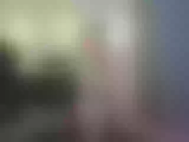 Live sex webcam photo for Evocative1 #275523196