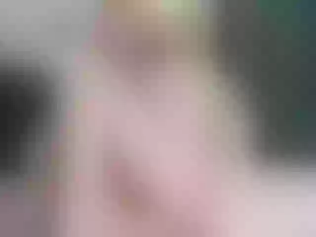 Live sex webcam photo for Evocative1 #275800532