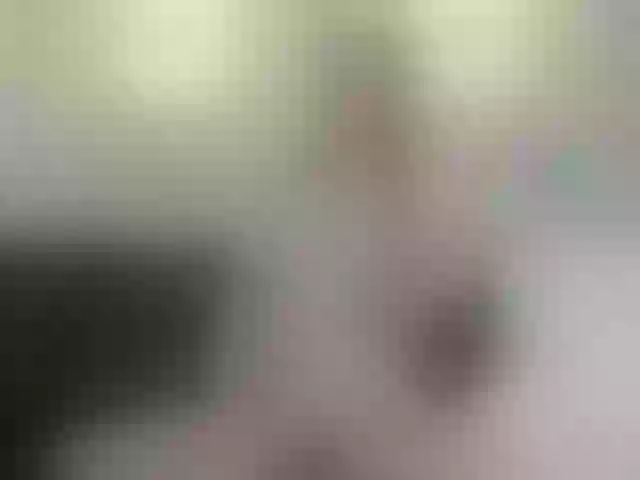 Live sex webcam photo for Evocative1 #275990921