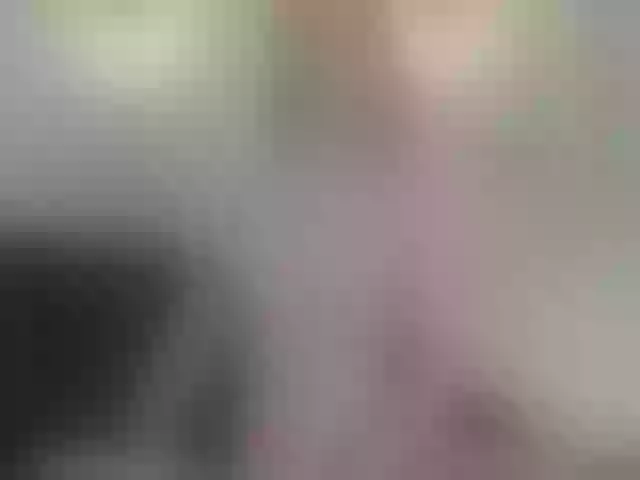Live sex webcam photo for Evocative1 #276597834