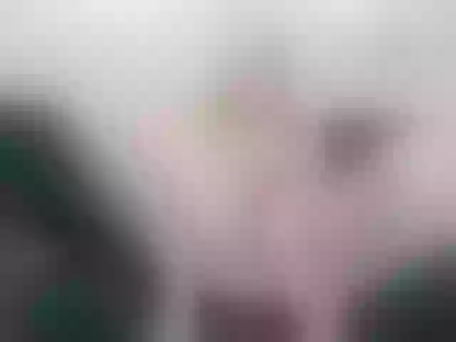 Live sex webcam photo for Evocative1 #290447162