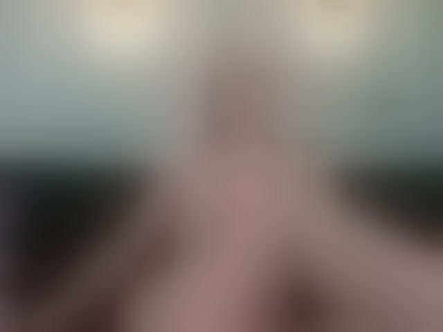 Live sex webcam photo for Evocative1 #290749223