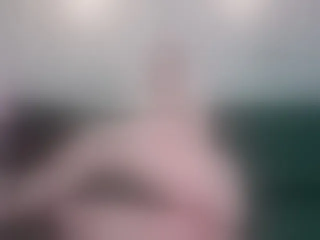 Live sex webcam photo for Evocative1 #292792687
