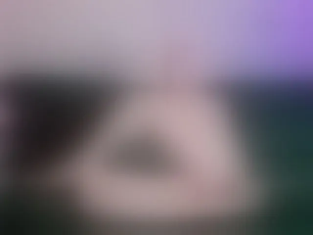 Live sex webcam photo for Evocative1 #293741195
