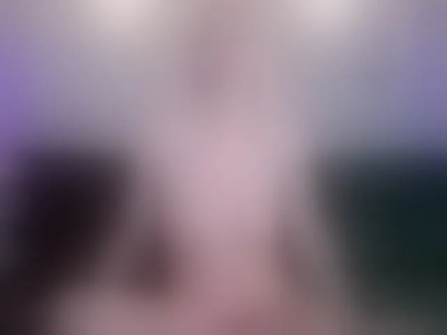 Live sex webcam photo for Evocative1 #293924558