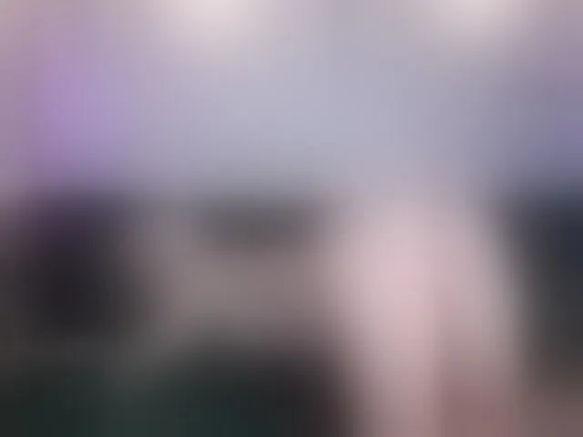 Live sex webcam photo for Evocative1 #294277605