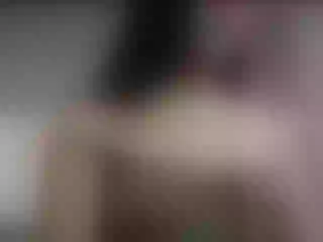 Live sex webcam photo for EvvaRose #275731782