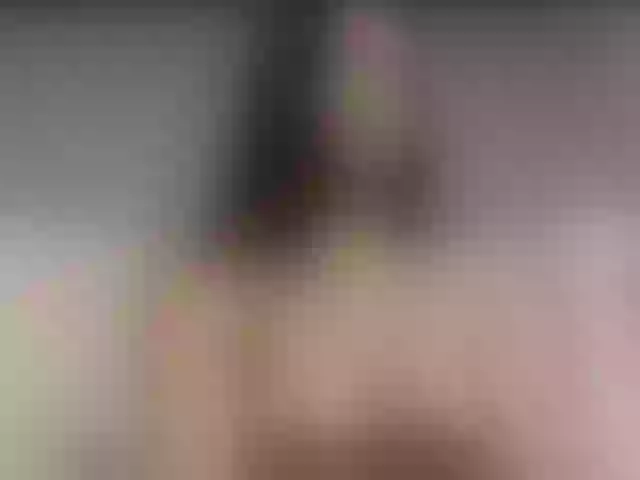 Live sex webcam photo for EvvaRose #275899423