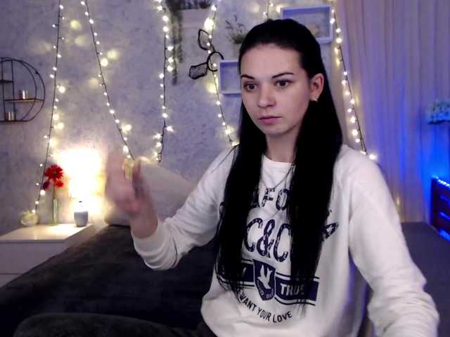 Live sex webcam photo for EwaBlis #271883436