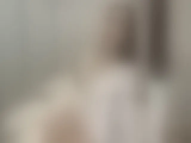 Live sex webcam photo for EwaBrown #292539438