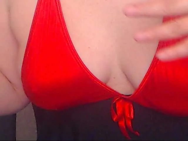 Live sex webcam photo for ExoticGiselle #273505064
