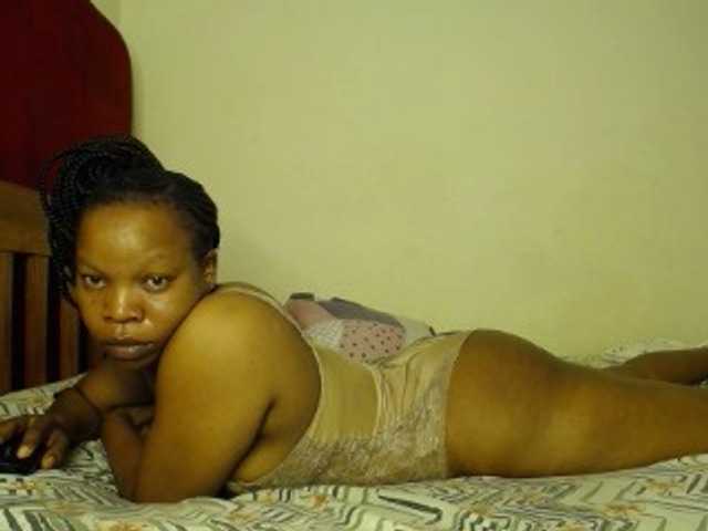 Live sex webcam photo for Explicitqueens #275696404