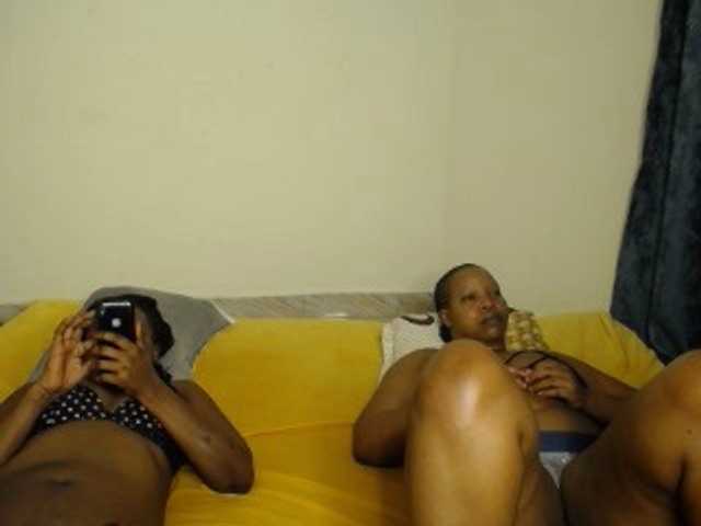 Live sex webcam photo for Explicitqueens #277365098