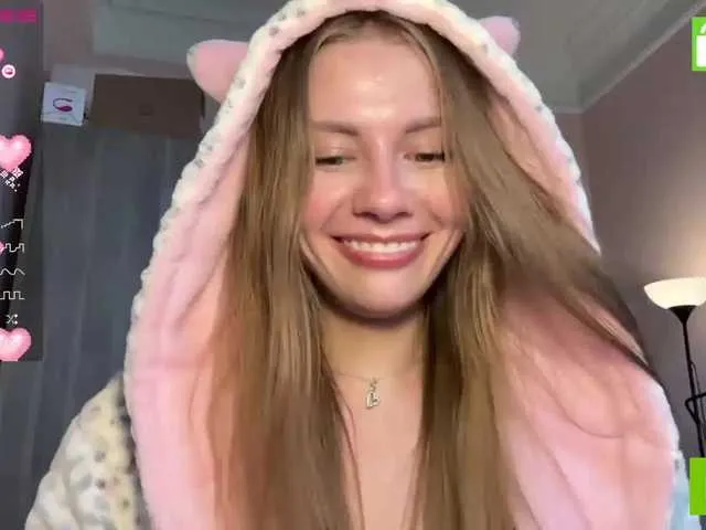 Live sex webcam photo for ExtraCheeseLovesVikki #275681813