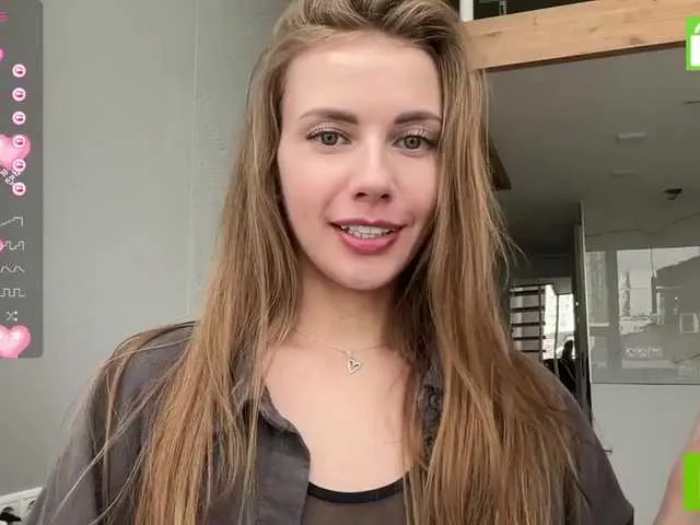 Live sex webcam photo for ExtraCheeseLovesVikki #276197564