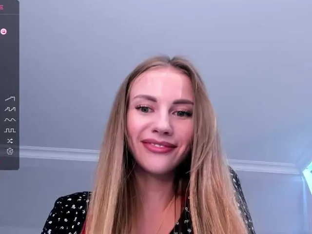 Live sex webcam photo for ExtraCheeseLovesVikki #276323724