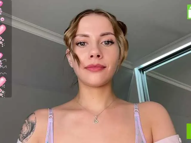 Live sex webcam photo for ExtraCheeseLovesVikki #276536246