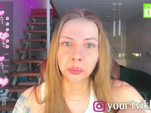 Live sex webcam photo for ExtraCheeseLovesVikki #277442810