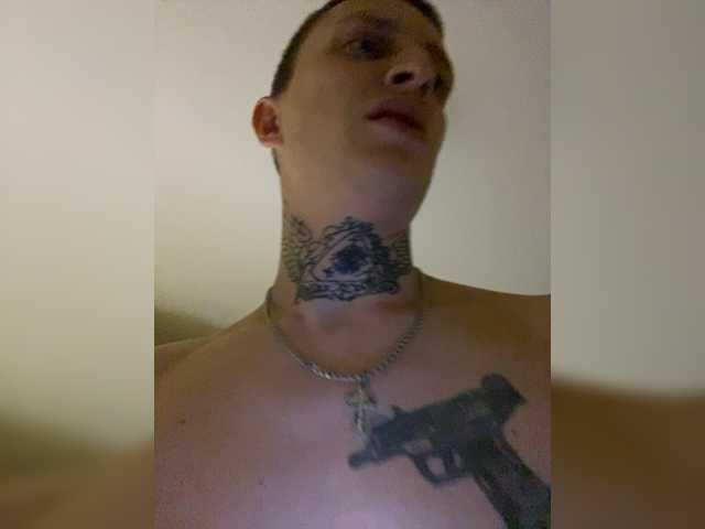 Live sex webcam photo for ExtradoubleKorona #276984270