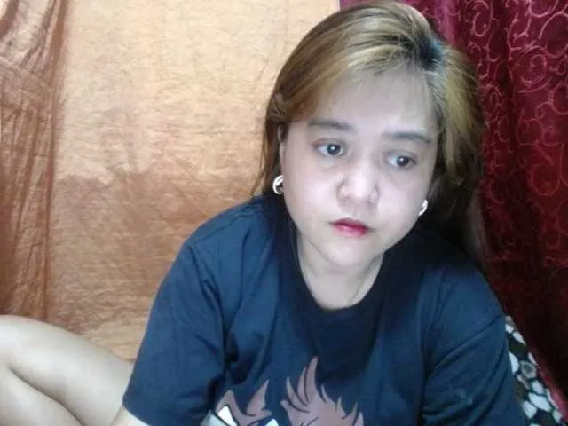 Live sex webcam photo for ExtremeAsian #275375693