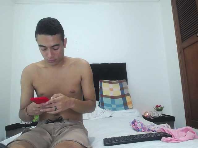 Live sex webcam photo for Exxotic-Latin #273087675