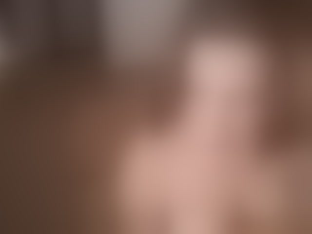 Live sex webcam photo for EzheVika #293845354