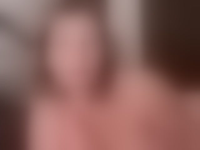 Live sex webcam photo for EzheVika #293992605
