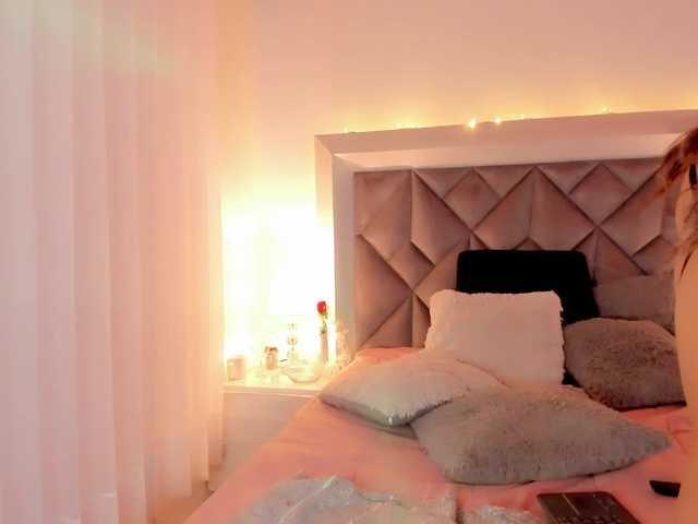 Live sex webcam photo for Ezraa1- #276419292