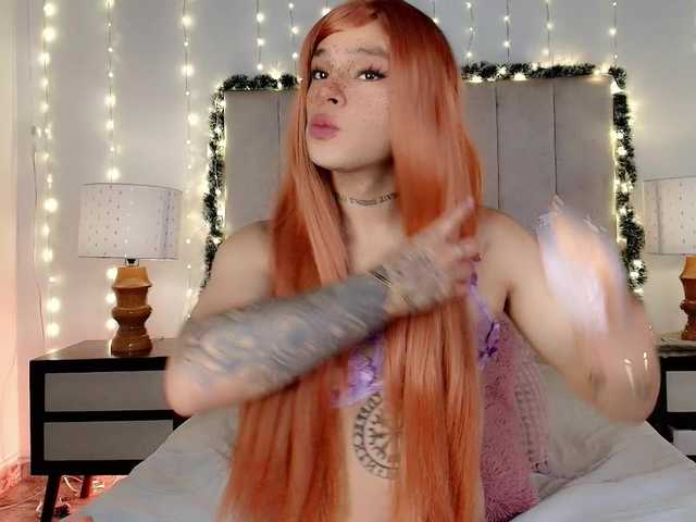 Live sex webcam photo for Ezraa1- #292365642