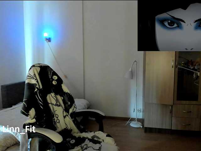 Live sex webcam photo for F1t-girl-number-0ne #290984766
