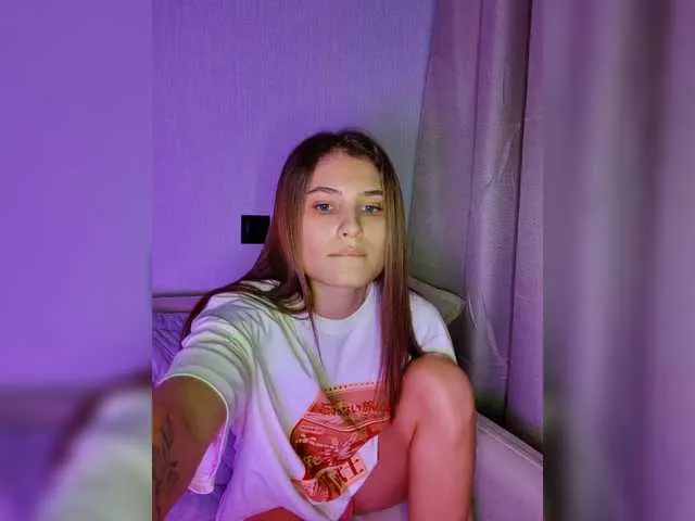 Live sex webcam photo for FOX69LOVE #290419281