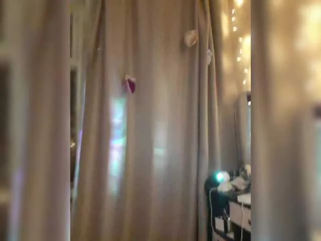 Live sex webcam photo for FUCKandFUN #290796873