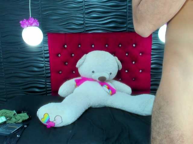 Live sex webcam photo for Fabian-Fabiana #288969750