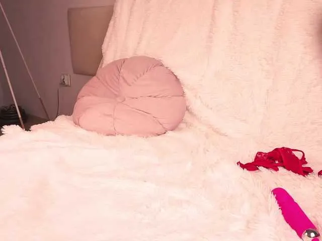 Live sex webcam photo for FairyLise #292198124