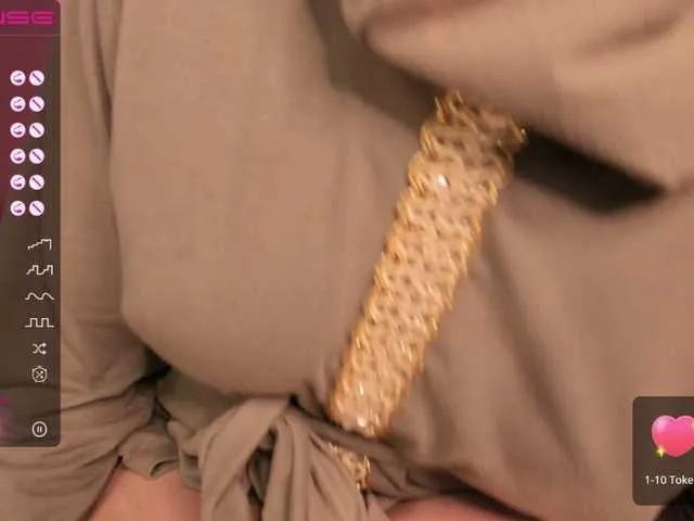 Live sex webcam photo for FalakTaleb #275518129